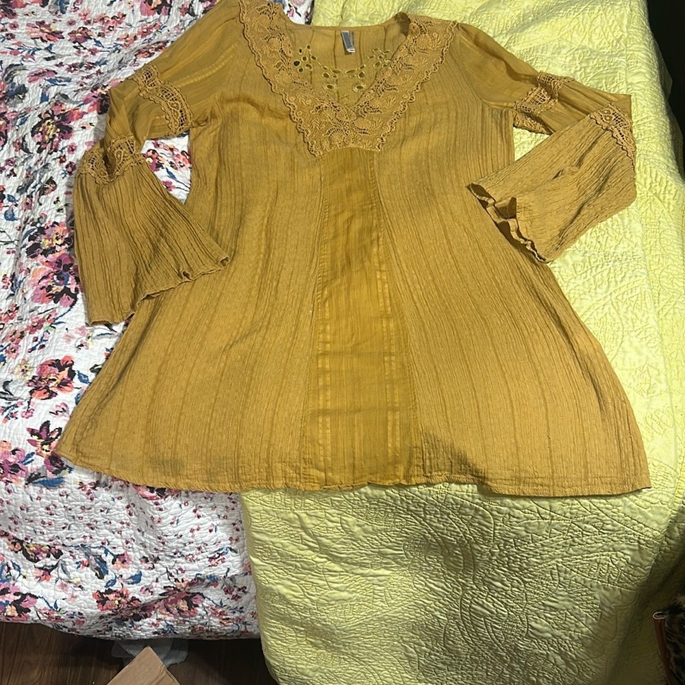 Gold Relaxed Smocked Tunic with 3/4 Sleeves